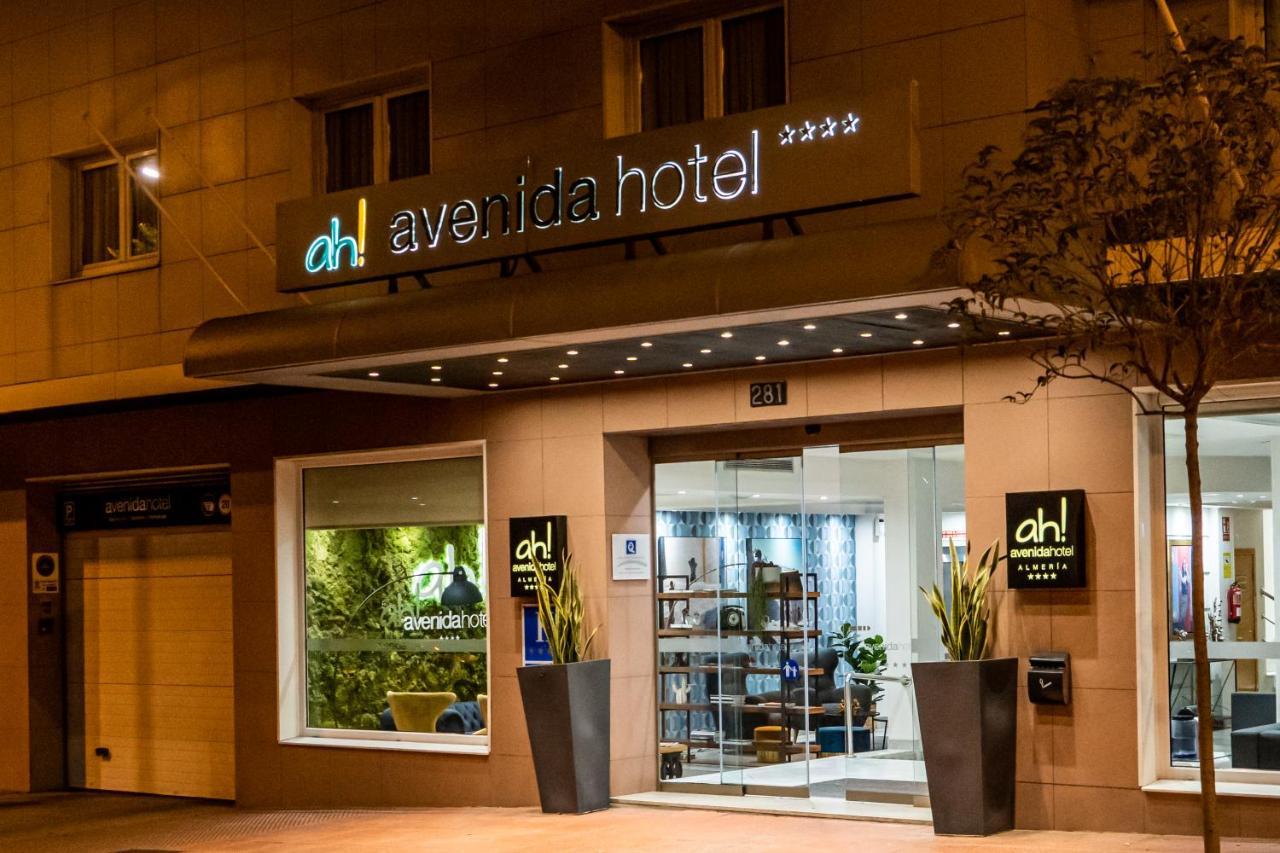 Avenida Hotel Almería Eksteriør bilde