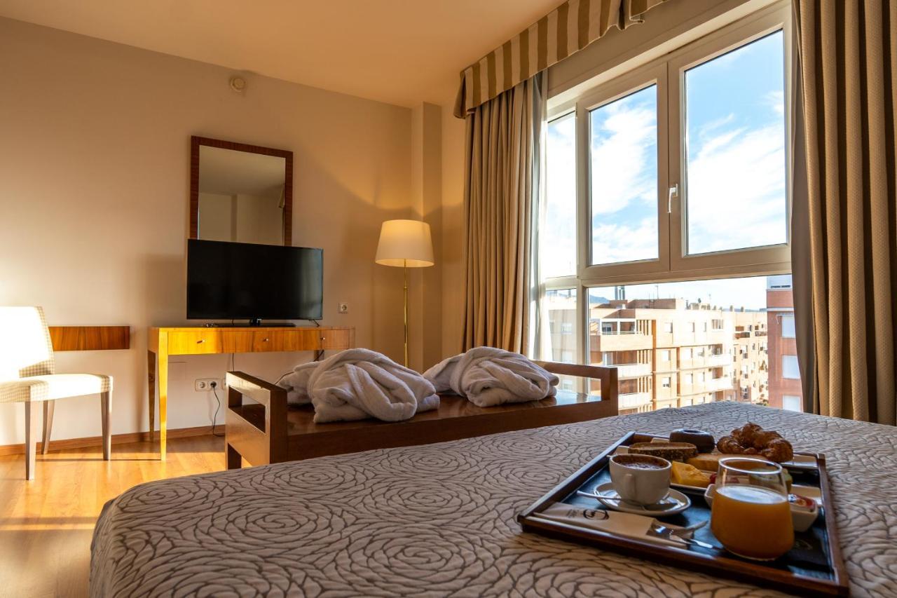 Avenida Hotel Almería Eksteriør bilde