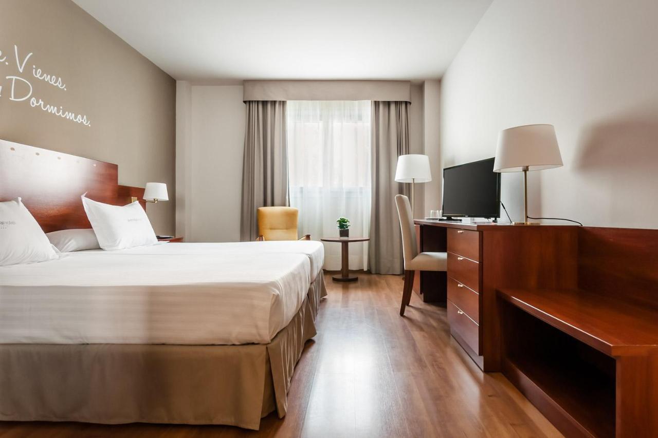 Avenida Hotel Almería Eksteriør bilde