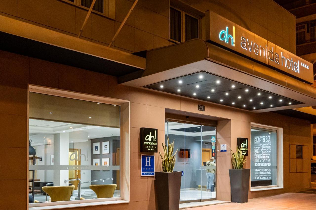 Avenida Hotel Almería Eksteriør bilde