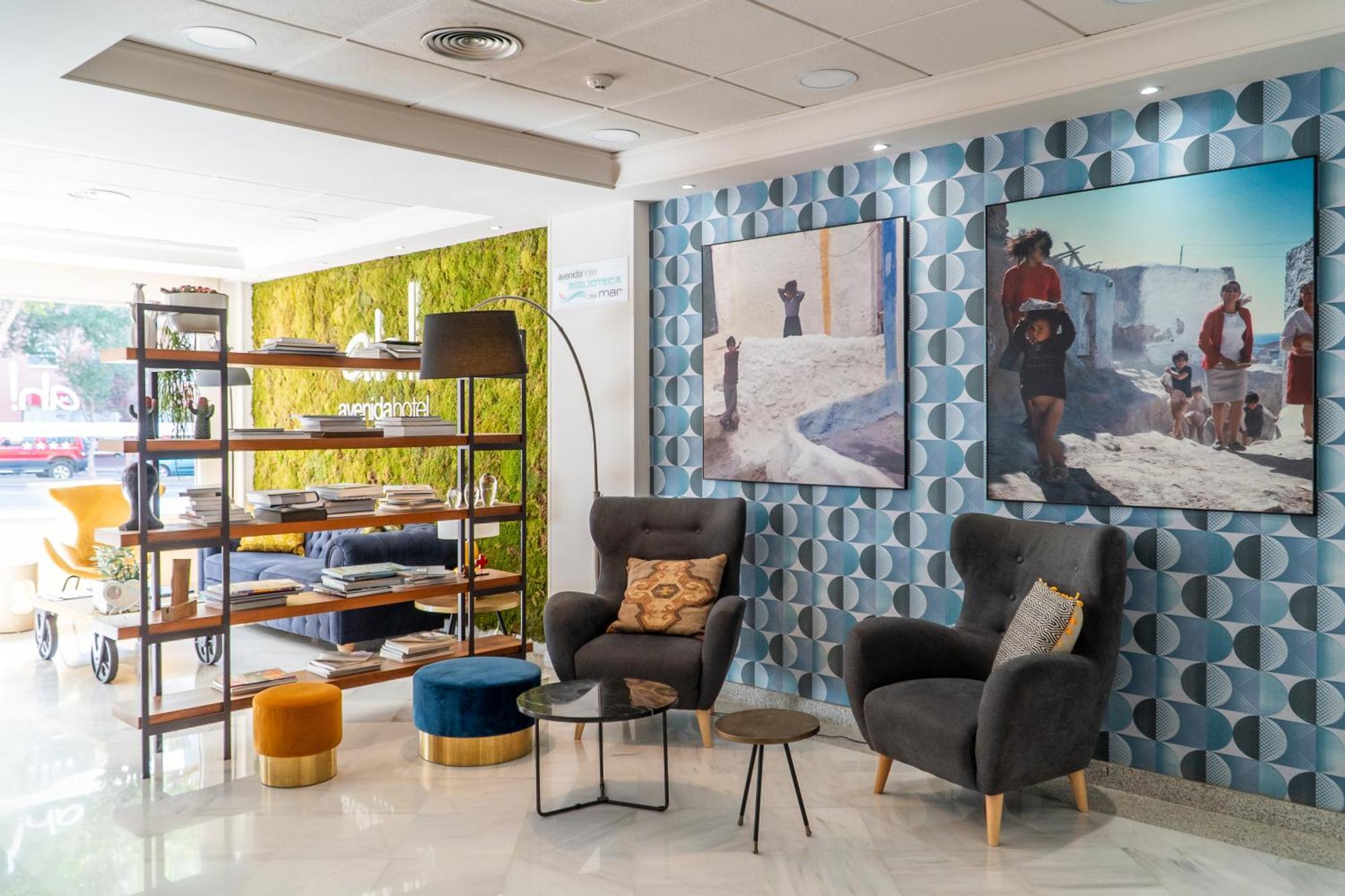 Avenida Hotel Almería Eksteriør bilde