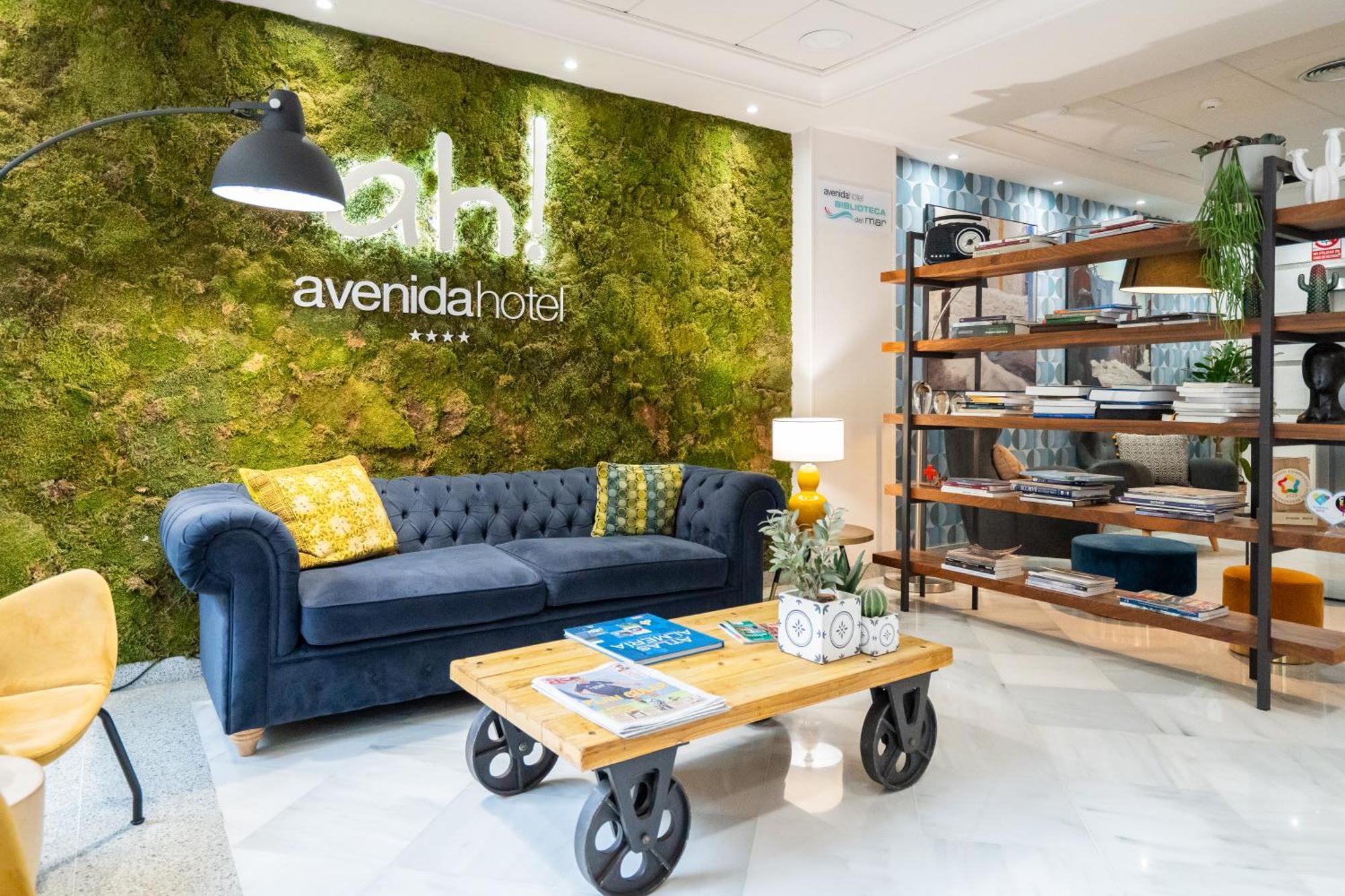 Avenida Hotel Almería Eksteriør bilde