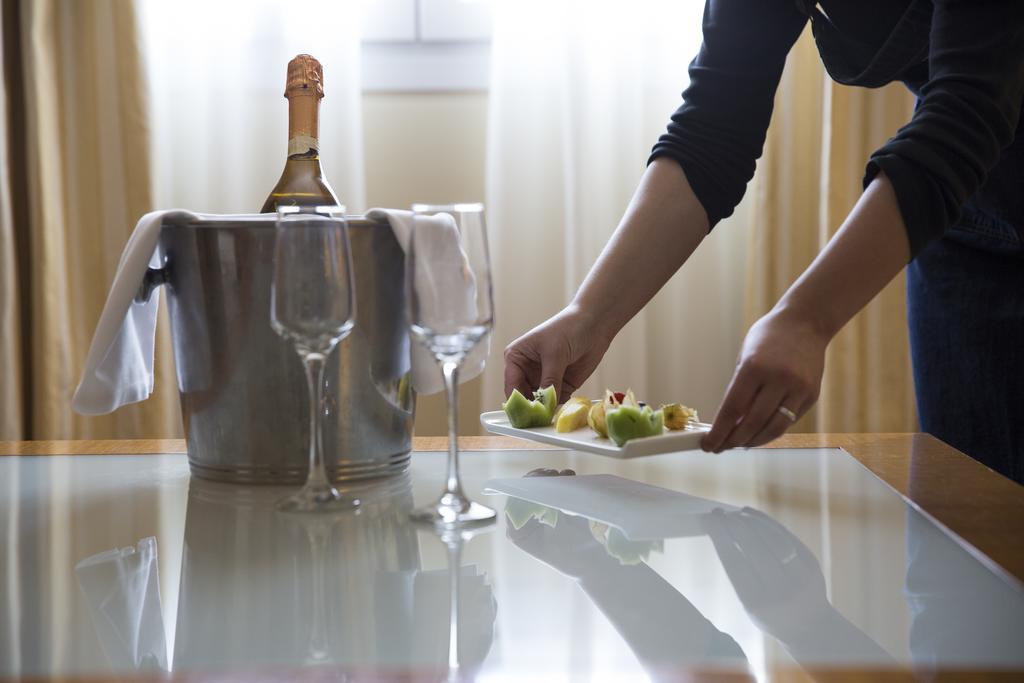 Avenida Hotel Almería Eksteriør bilde
